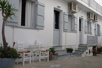 Lucas Rooms Tinos Exterior photo