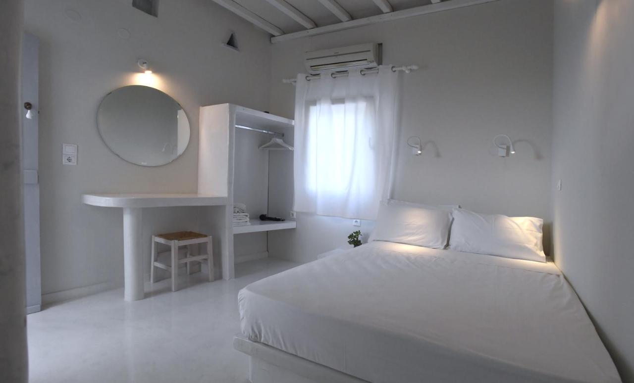Lucas Rooms Tinos Exterior photo